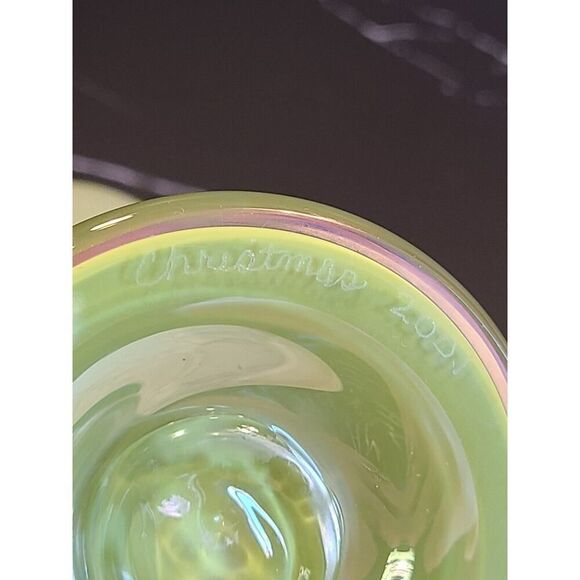 ZELLIQUE Green Iridescent Studio Art Glass Vase Signed 2001 8.5" x 3.25" EUC - Picture 10 of 10